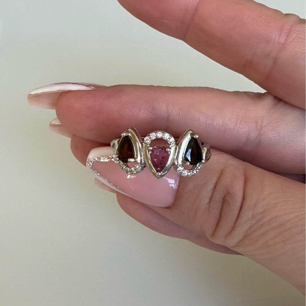 Silver ring with tourmaline stones size 7-8
